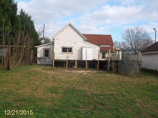2nd image of 312 S Maple St