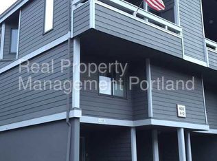 639 SE Linn St APT B, Portland, OR 97202