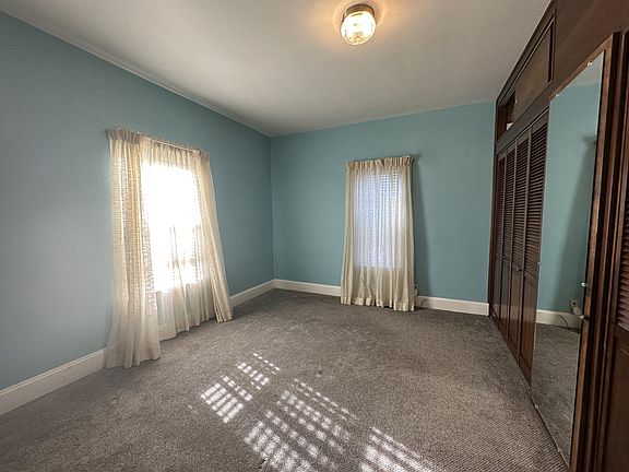 5th image of 1516 Woodley Ave