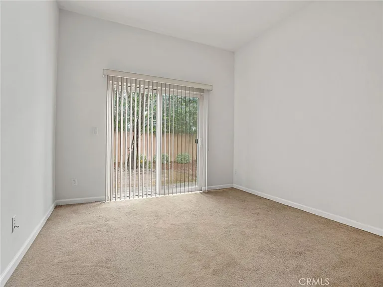 15940 W Ward Ct — Photo 9