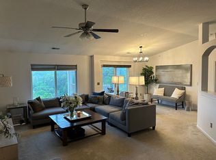 102 Sunset Vw, Lawrenceburg, IN 47025