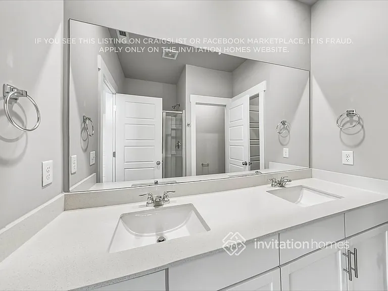 786 Mickelson Way — Photo 11