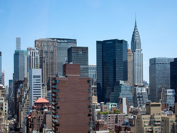 3rd image of 172 Madison Ave #25B
