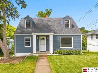 1512 N 56th St, Omaha, NE 68104