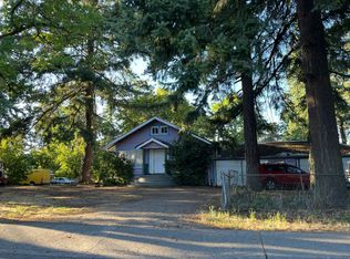 18341 SE Yamhill St, Portland, OR 97233