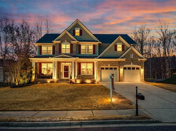1026 River Downs Ct, Buford, GA 30518