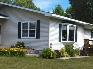 498 River Rd, Manistique, MI 49854