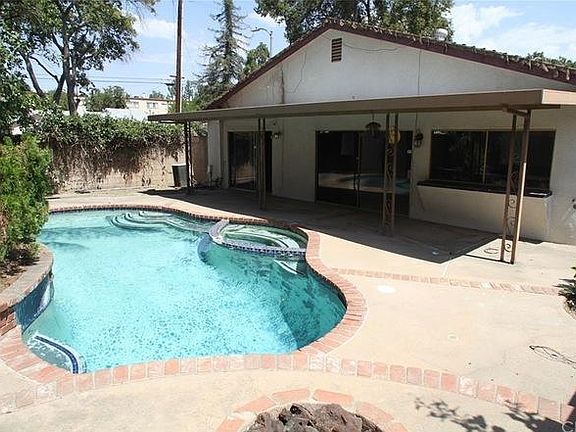 5th image of 8135 Laramie Ave