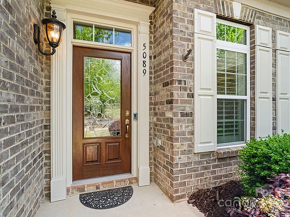 5th image of 5089 Saint Clair St