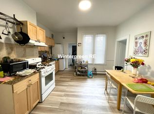 254 Windsor St #22R, Cambridge, MA 02139