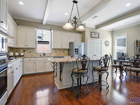 5th image of 13196 Dutchtown Lakes Dr
