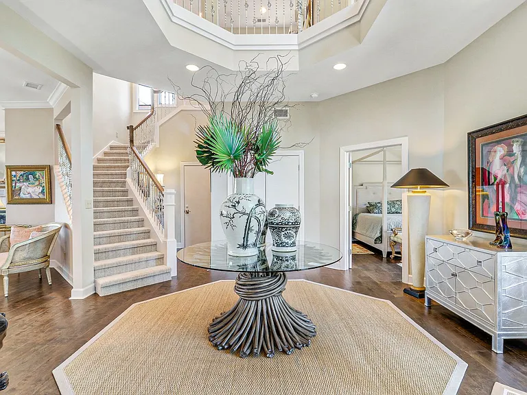 25 Spartina Cres — Photo 12