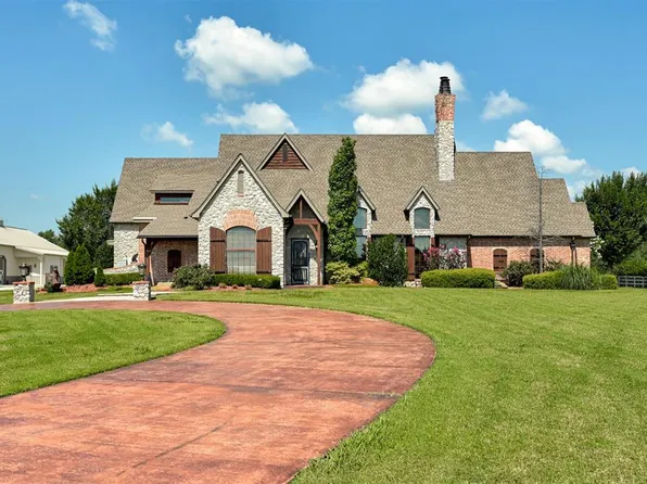 1766 S Main Ave, Goldsby, OK 73093