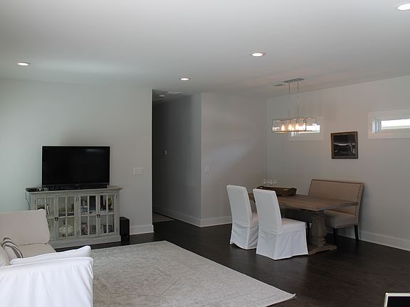 2nd image of 2400 N 15th Ave