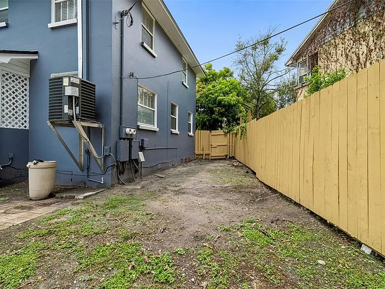 601 Swann Dr #603 — Photo 38