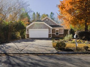 430 Autumn Creek Dr, Dallas, GA 30157