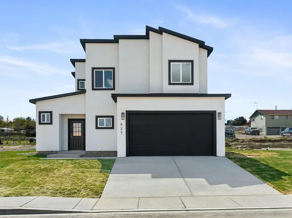 627 San Mateo Ave, Sunnyside, WA 98944