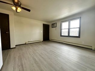 1052 Winter Ln #3, Green Bay, WI 54302