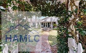 1st image of 231 Magnolia Ave