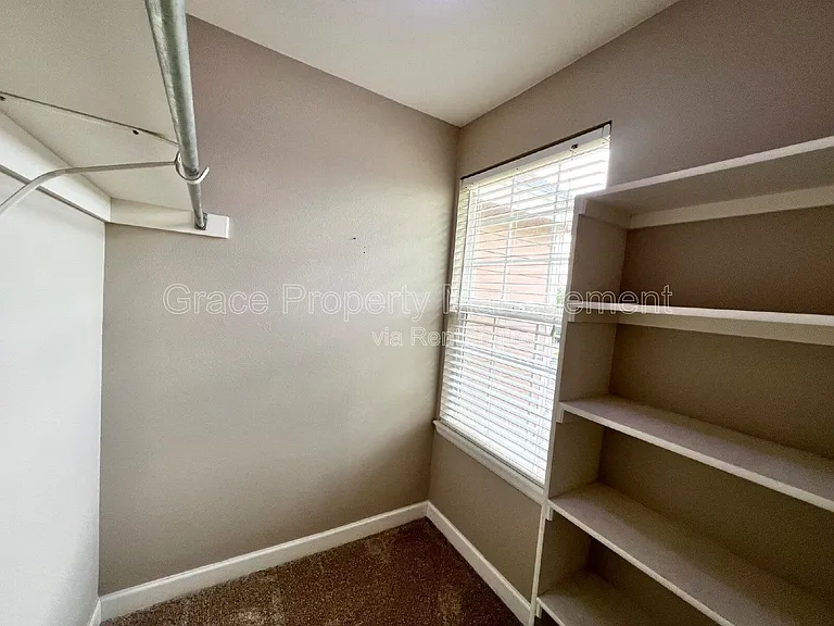 22192 Pebble Brook Ln — Photo 17