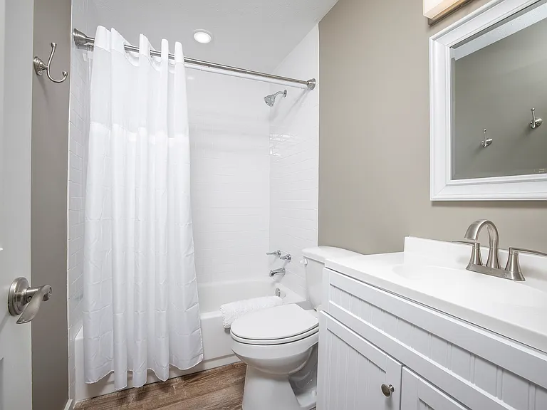 104 Cove E #208 — Photo 19