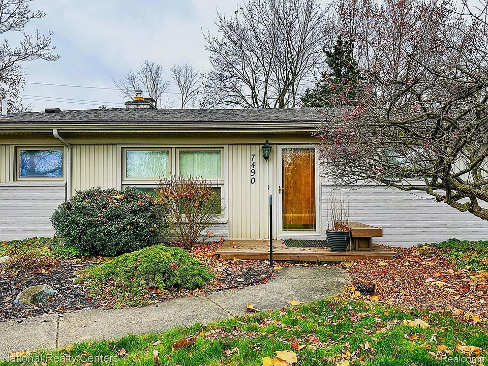 1st image of 7490 Cornwall Ct