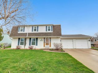 601 Alpine Dr, Green Bay, WI 54302