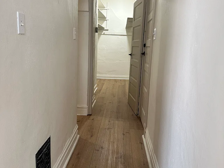 3148 Miami St #1F — Photo 3