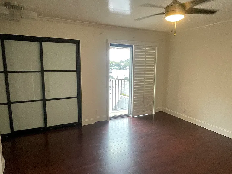 2164 Oceanside Blvd — Photo 11