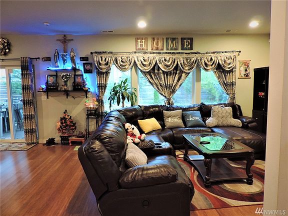 5th image of 4056 S 146th St