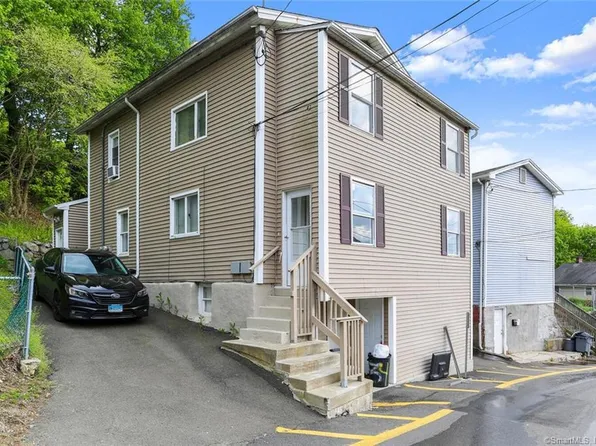 47 Gilbert Street, Derby, CT 06418