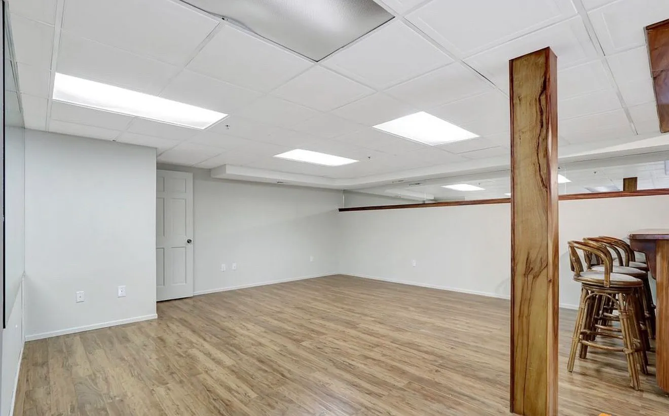 1 bed, 1000 sqft, $2,000 — Photo 4