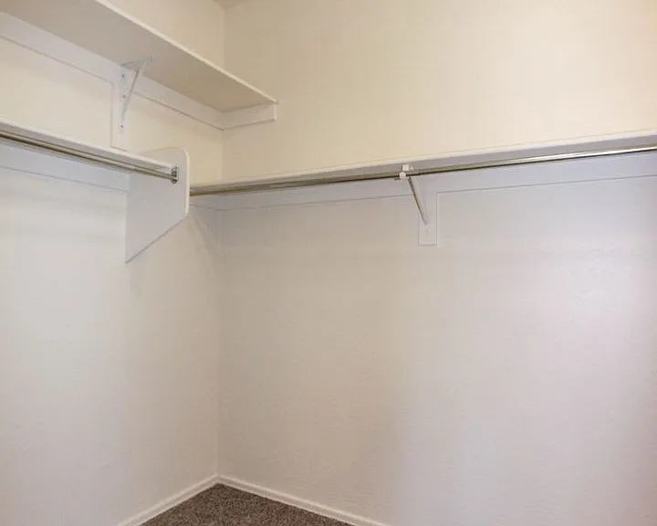 607 N Cortina St — Photo 14