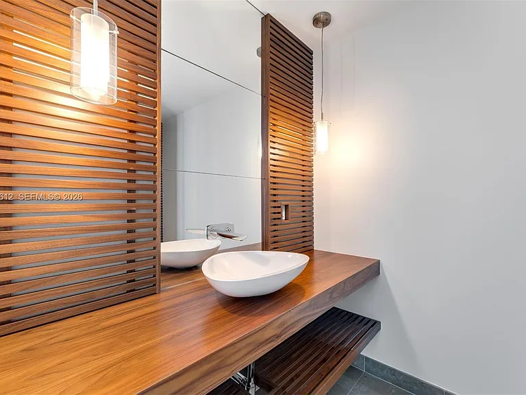 5959 Collins Ave #1001 — Photo 10