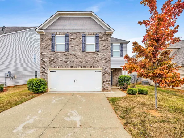 6709 Woodford Dr, Bessemer, AL 35022