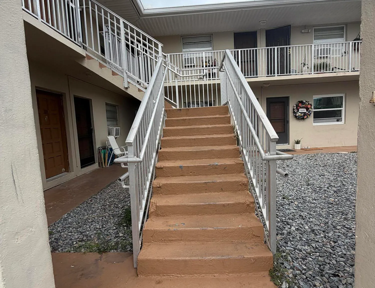 1 bed, 1.0 bath, 480 sqft, $1,100 — Photo 2