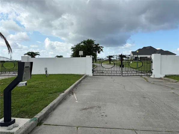 4016 Marina Villa E, Slidell, LA 70461