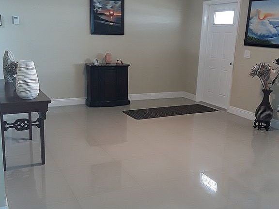 LIVING ROOM VIEW 2