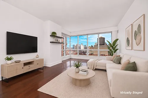 350 W 42nd St #25C Photo 1
