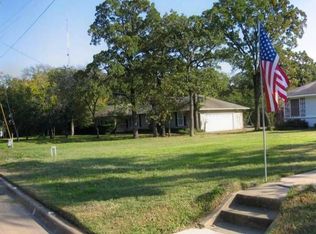 311 E Brookside Dr, Bryan, TX 77801