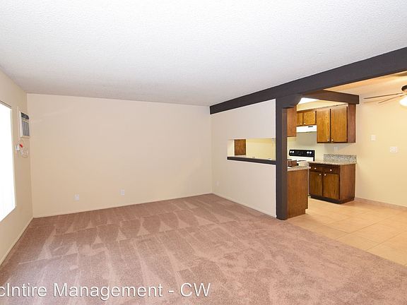 5th image of 115 N Myrtle Ave APT 2B