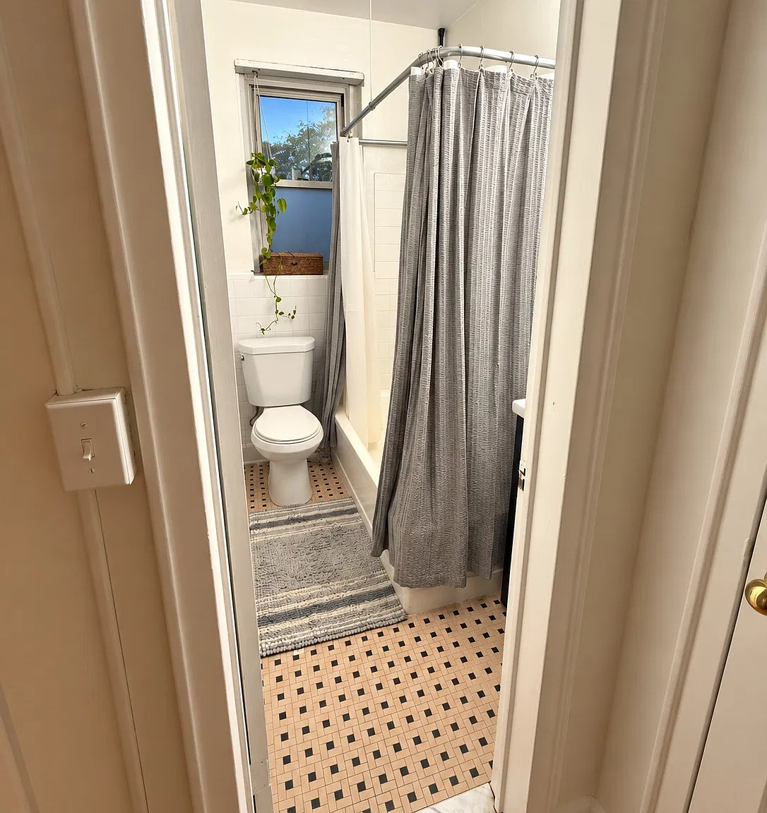 1 bed, 650 sqft, $2,200 — Photo 4