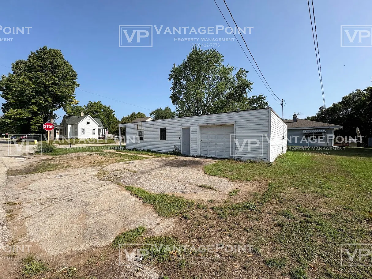 2434 Pine Street - 1 — Photo 3