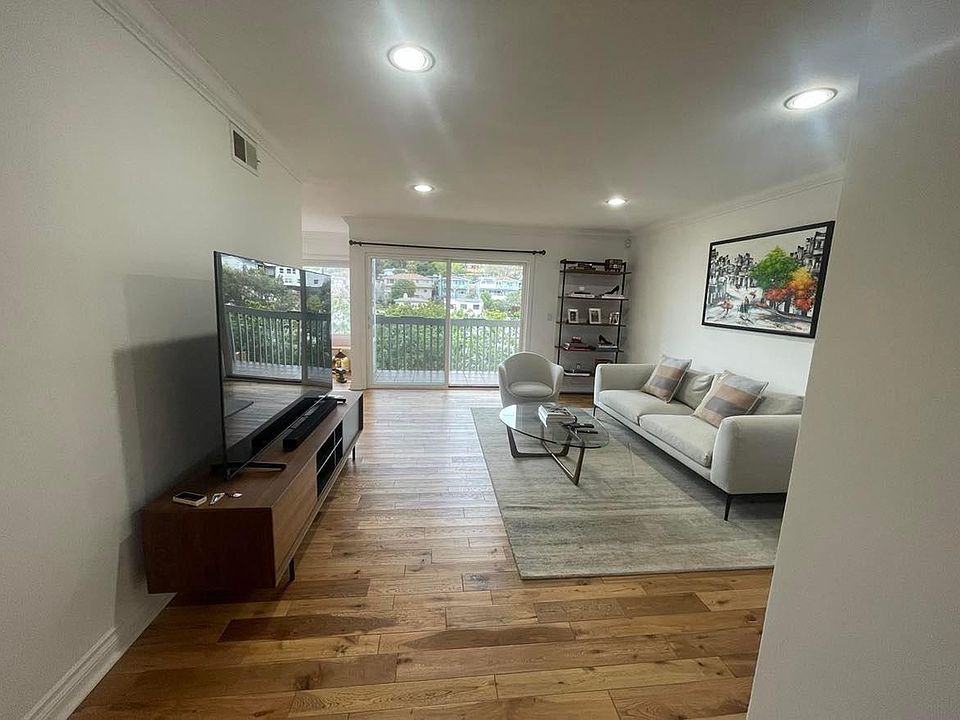 1st image of 3550 Wawona Dr