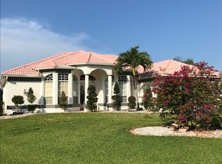 928 SE 17th St, Cape Coral, FL 33990
