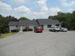 210 White Oak Dr, SPRINGDALE, AR 72762