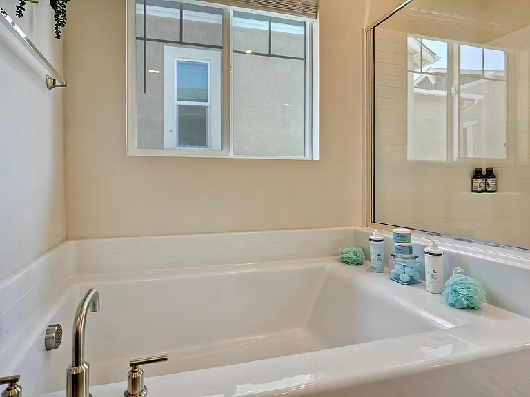 1501 Wingwood Ln — Photo 18