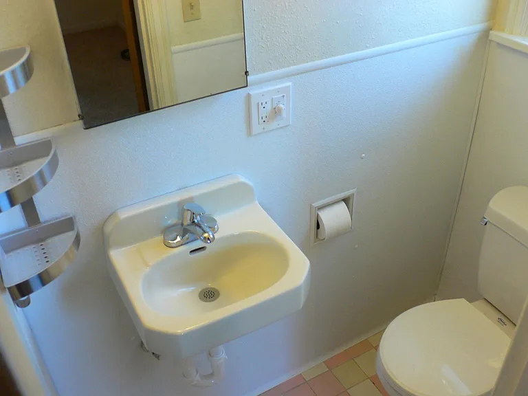 3301 SW Barbur Blvd #100 — Photo 12