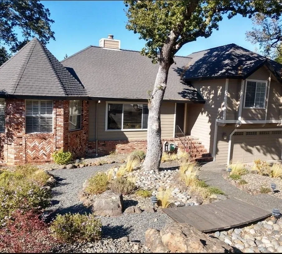 4 bed, 2462 sqft, $5,000 — Photo 2