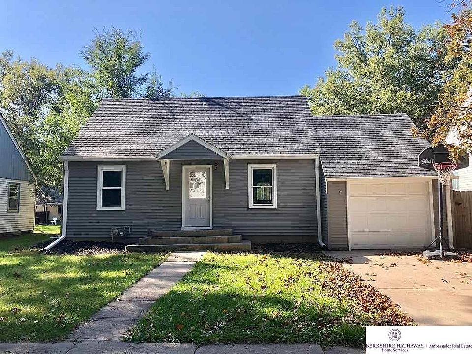 1st image of 1307 N McKaig Ave